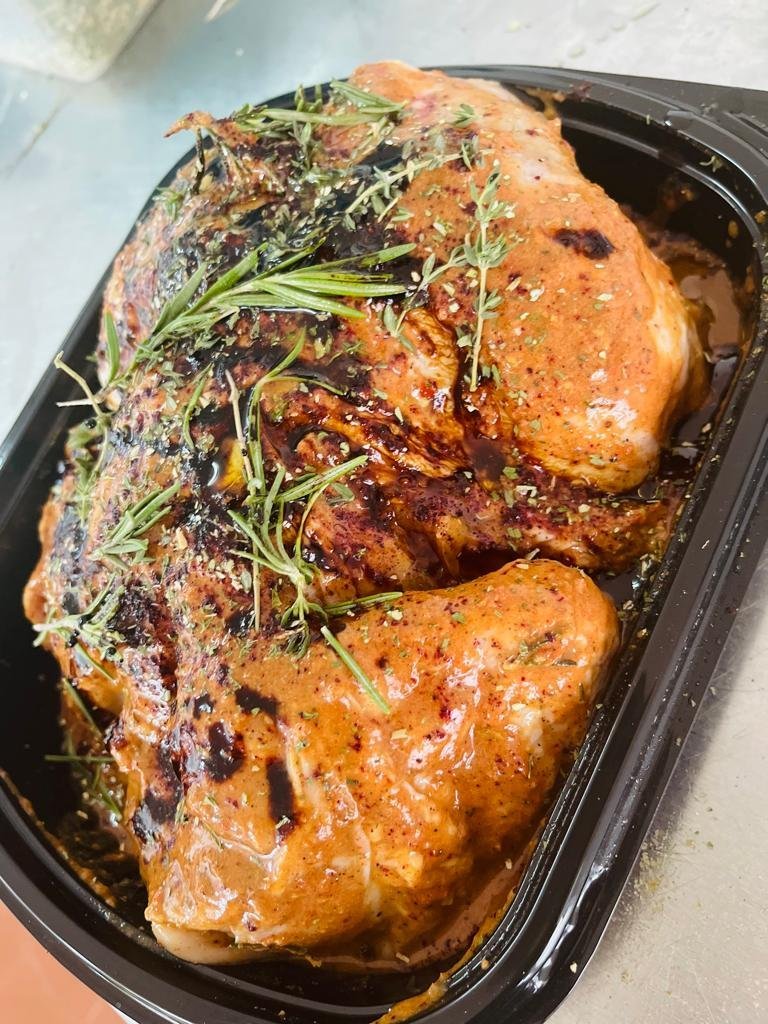 فرخة-متبلة-للشوي.jpg فرخة متبلة للشوي - الصورة 1